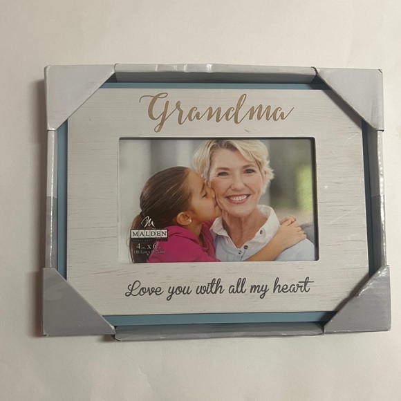 Grandma Picture Frame "Love you with all my heart" New with Tags - Picture 1 of 3